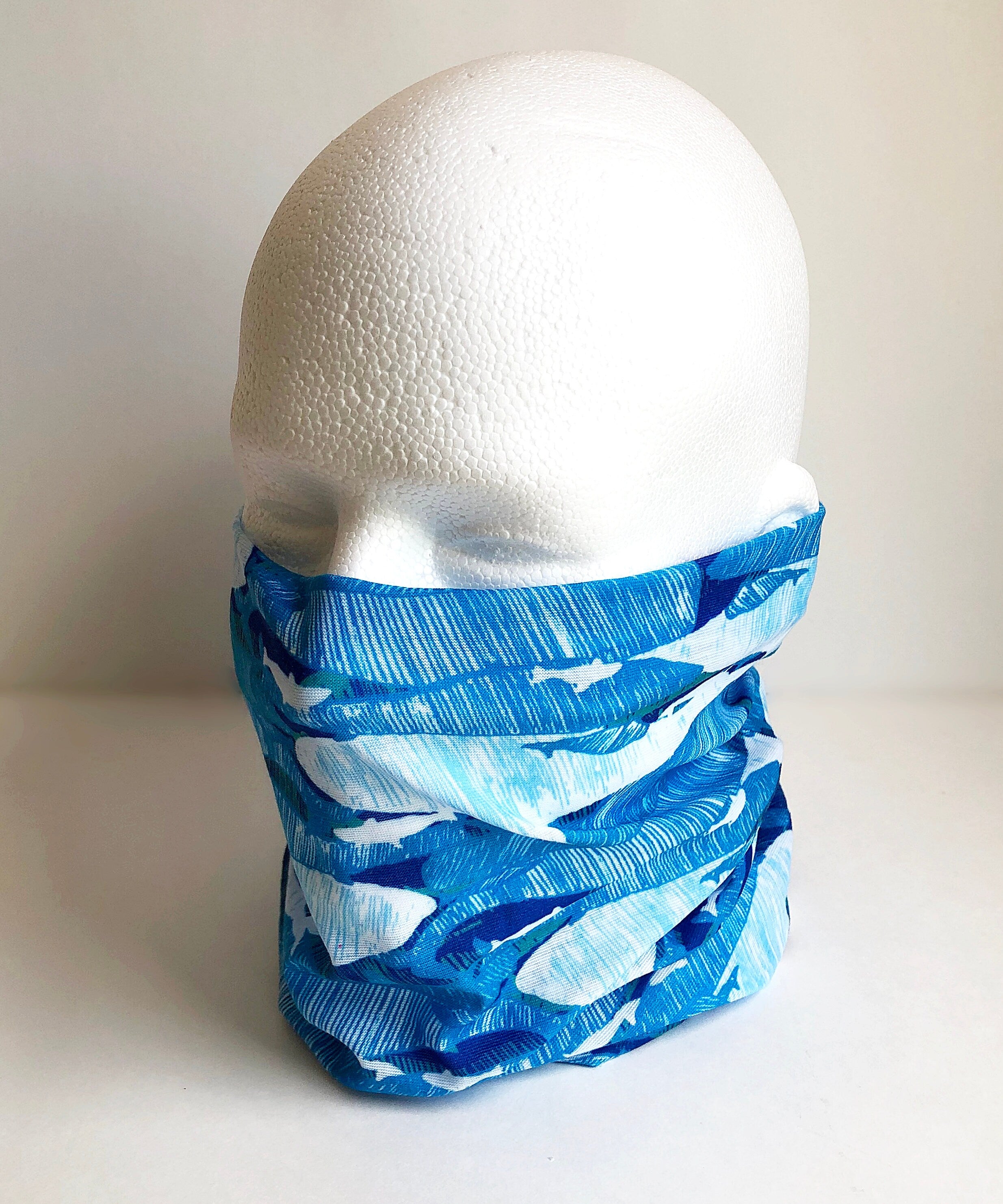 Sharks Face Mask Scarf Multi Functional Seamless Protective Covering Elastic Print Neck Gaiter Bandana Breathable Balaclava Head Wear N121